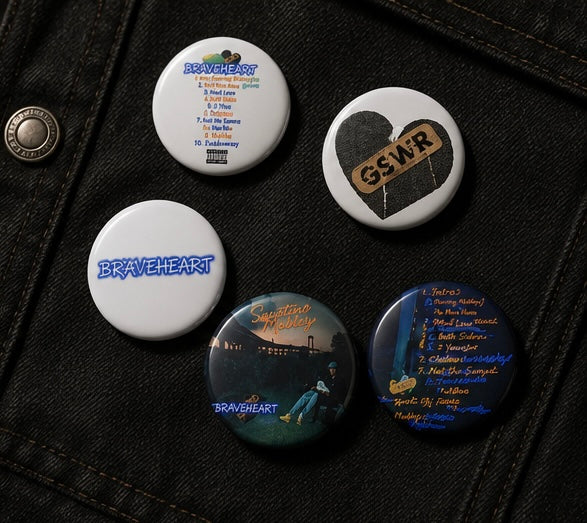 Set of pin buttons